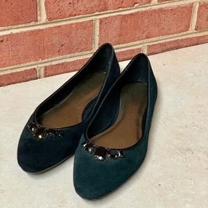 Ann Taylor LOFT black suede flat shoes size 8